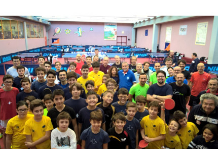 I partecipanti ai tornei CSI e campionati italiani di ping pong al centro olimpico tennistavolo