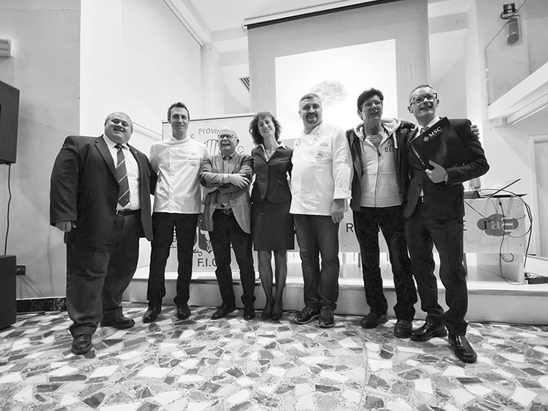 Presentazione libro Marche Chef: foto di gruppo