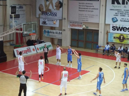 Basket: Goldengas Senigallia - Geofarma Mola di Bari