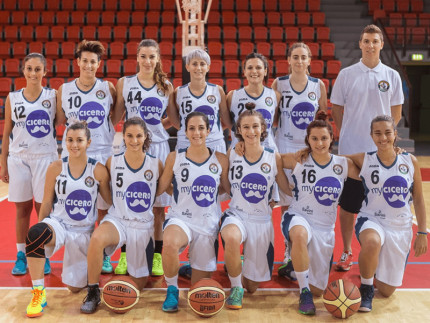 La prima squadra del Basket 2000 Senigallia - stagione 2015-16