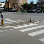 Senigallia: semaforo divelto a largo Puccini