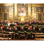 Benedetti a Senigallia gli elmi dei nuovi vigili del fuoco