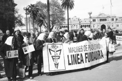 Uno scatto di Paola Donatiello sulle Madri coraggio - le donne di Plaza de Mayo - a Buenos Aires