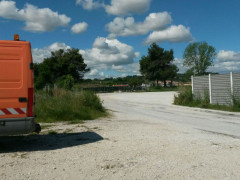 L'area tra la statale Adriatica (via R.Sanzio) e la pista ciclabile della Cesanella di Senigallia, dove lavorano le lucciole