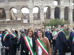 Il vicesindaco Rosanna Porfiri (Corinaldo) e il vicesindaco Luigina Brocanelli (Ostra Vetere) a Roma per la festa della Repubblica