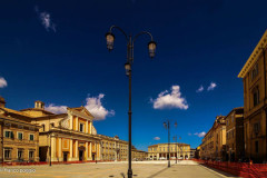 Piazza Garibaldi a Senigallia nella foto di Franco Poggio