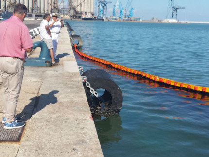 Sversamento di olio in mare