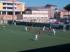 Un momento del match tra FC Senigallia e Moie Vallesina allo stadio Bianchelli di Senigallia