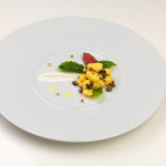 Gnocchi al tartufo con crudo di cinghiale e spinaci in osmosi di olio extravergine - ricetta di Roberto Dormicchi