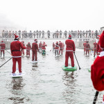 Babbi Natale in SUP nel fiume Misa a Senigallia