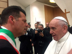 Papa Francesco incontra i sindaci delle comunità terremotate: presente anche Mangialardi