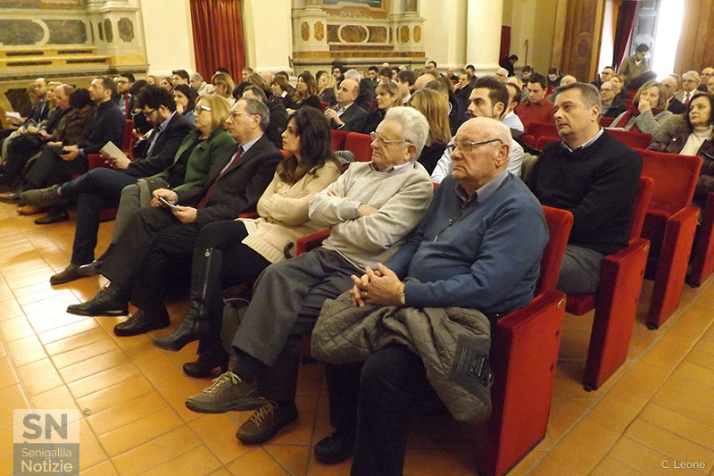 Il pubblico a Senigallia per l'incontro di formazione politica del PD