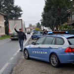 Polizia, posto di blocco stradale, 113