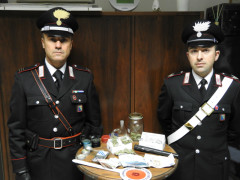 ventiduenne arrestato per detenzione ai fini di spaccio