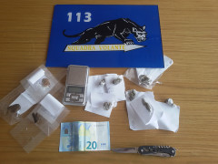La droga sequestrata dalla Polizia a Senigallia