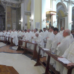 La celebrazione del giovedì santo nel duomo di Senigallia riaperto dopo il terremoto del 18 gennaio 2017