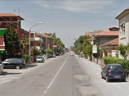 La strada statale 16 Adriatica, via Podesti, a Senigallia