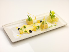 Forma di limone, sedano, mela verde ed olio extravergine d'oliva - ricetta di Giacomo Santini