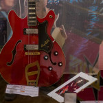 Elvis Presley, chitarra