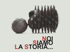 La locandina della mostra sul gioco del pallone col bracciale