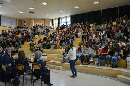 Autori e traduttori al giudizio di 800 studenti