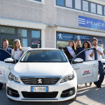 Lo staff di Car Multiservice di Senigallia con Miss Italia 2017, in tour nelle Marche