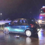 perde il controllo dell'auto e si schianta sul guard rail