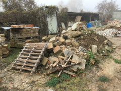 sequestrata area agricola utilizzata come discarica abusiva