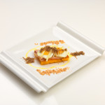 Polenta grigliata con guanciale, uova di quaglia, farro croccante e petali di tartufo - ricetta di Filippo Petrolati