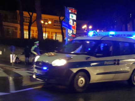 Polizia Municipale rileva l'incidente in via Po a Senigallia