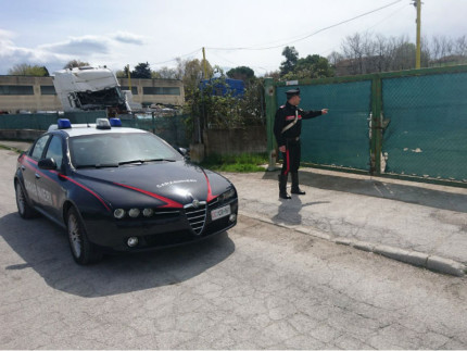 Carabinieri alla Cesanella per furto camion
