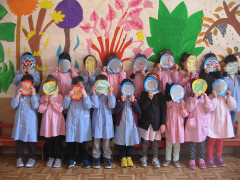 Bambini della scuola dell'infanzia Peter Pan di Casine di Ostra