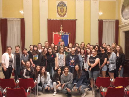 Studenti del Liceo Medi di Senigallia e del Maria-Ward-Gymnasium di Augusta ricevuti in Comune