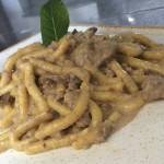 Passatelli con funghi misti e salsiccia - ricetta di Matteo Fava
