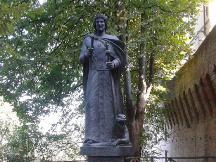 Statua Federico II a Jesi