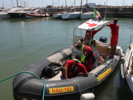 Il comitato Cri di Senigallia impegnato nell’attività di soccorso in mare