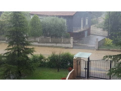 strada allagata a Pianello di Ostra