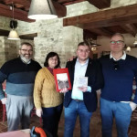 Bartocetti riceve una targa dalla Pro loco di Montecchio