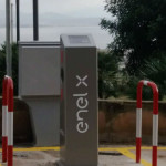 Colonne self service auto elettriche