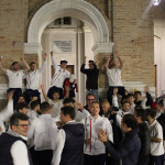 La festa di giocatori e staff e il Monc' in Piazza in rossoblù per la promozione della FC Vigor Senigallia