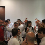 La festa di giocatori e staff per la promozione della FC Vigor Senigallia