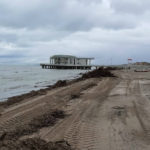 Detriti sulla Spiaggia di Velluto: i lavori di pulizia