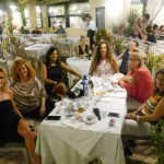 Ospiti alla festa per i 21 anni di attività del ristorante pizzeria Al Vicoletto da Michele a Senigallia