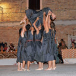Danzatrici alla Festa Castellana di Scapezzano di Senigallia