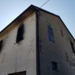 Casa danneggiata dalle fiamme