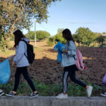 Studenti del Perticari impegnati nella raccolta dei rifiuti alle Grazie