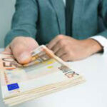 soldi, prestiti, stipendi