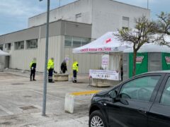 Hub vaccinale alla caserma dei Vigili del Fuoco di Senigallia