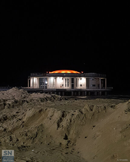 La Rotonda di Senigallia al chiaro di luna - Monti di sabbia - Foto di Sonia Amorello