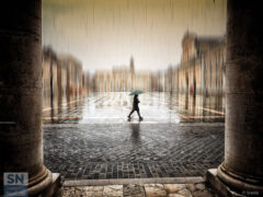 Dai portici di Piazza Garibaldi di Sengallia - Le piogge di stagione - Paolo Gresta